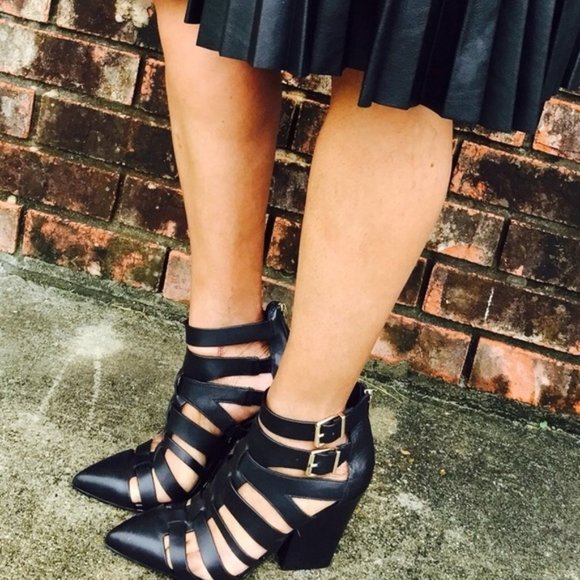 BCBGeneration Shoes - BCBGeneration Jaxx Fisherman Sandal Heel Bootie